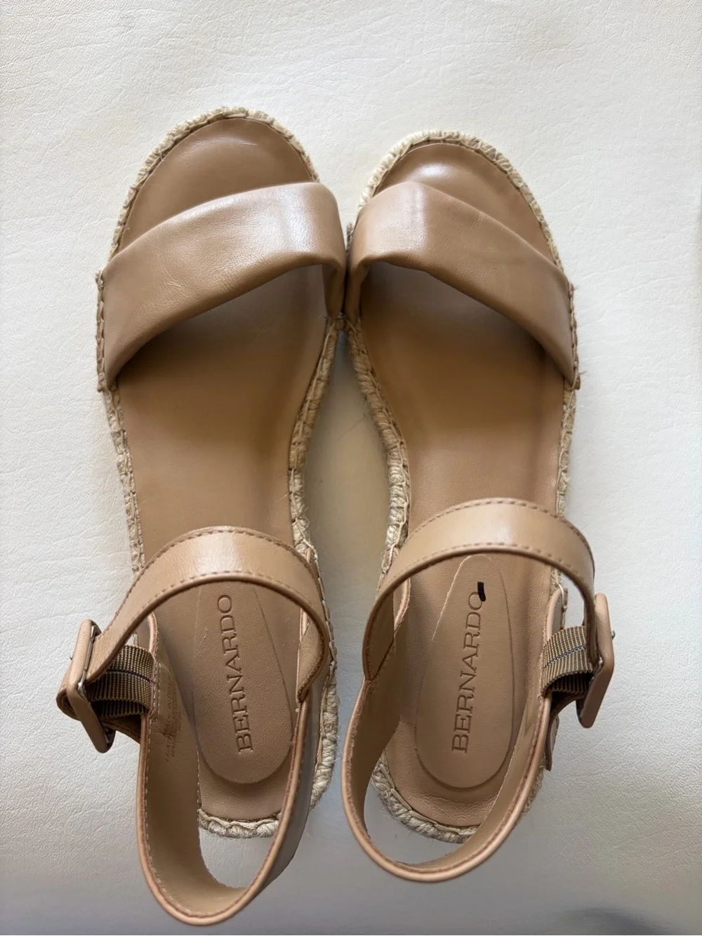 Bernardo Espadrille Wedge Leather Sandal- Madrid Sz 10 Euro Summer Vacation